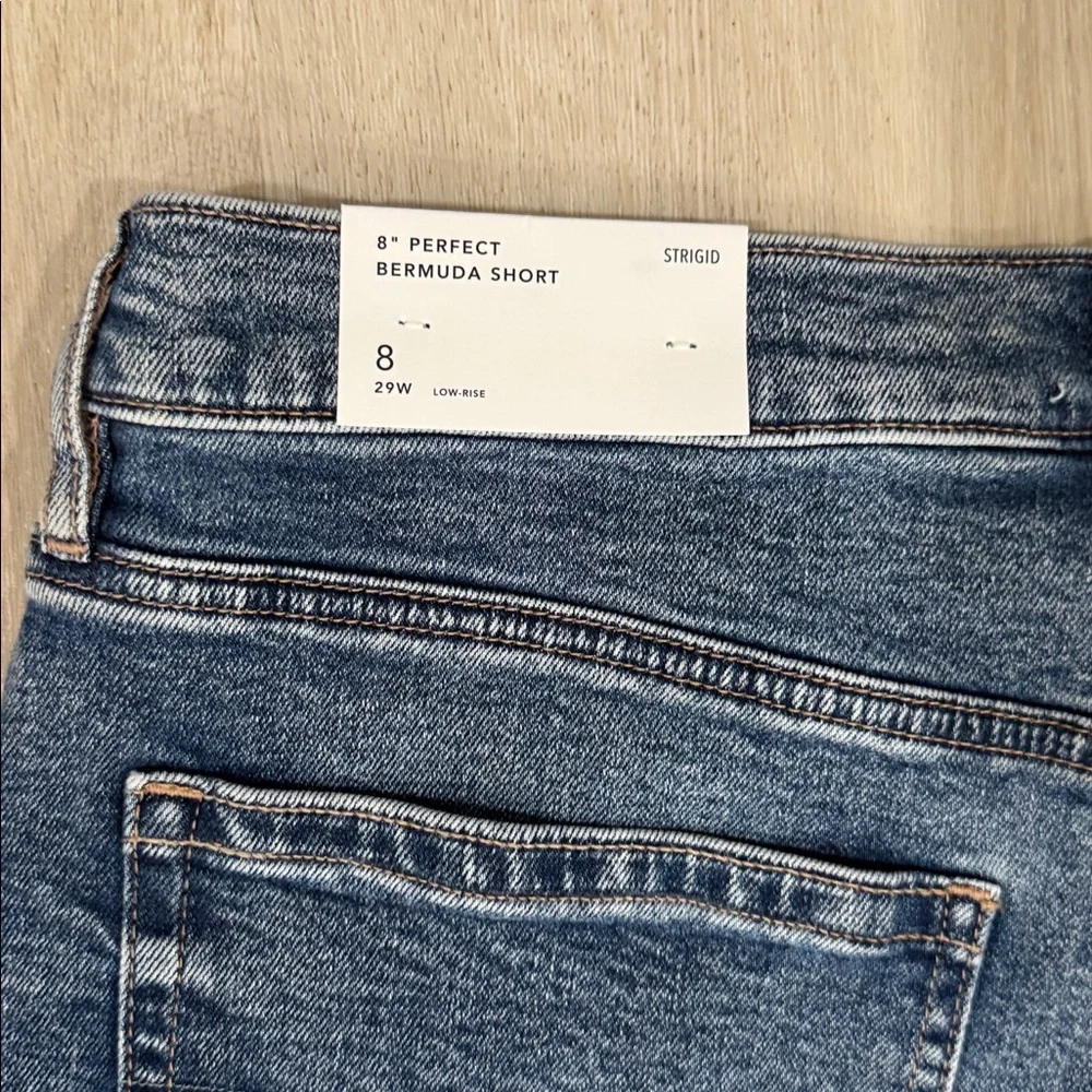 NWT American Eagle Denim Bermuda Shorts 8in perfect casual summer - Picture 4 of 4